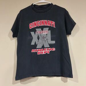 Vintage 1997 Cincinnati Bearcats Shirt